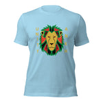 Lion and Gold Text Print Fitted Tee