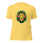 Lion and Gold Text Print Fitted Tee